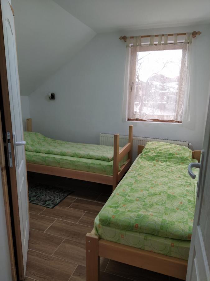 Domacinstvo Kod Gere Bed and Breakfast Crni Vrh Exterior foto